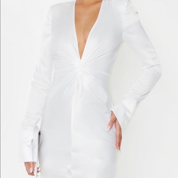 White Satin Twist Front Dress 🔥🔥 - Picture 3 of 4